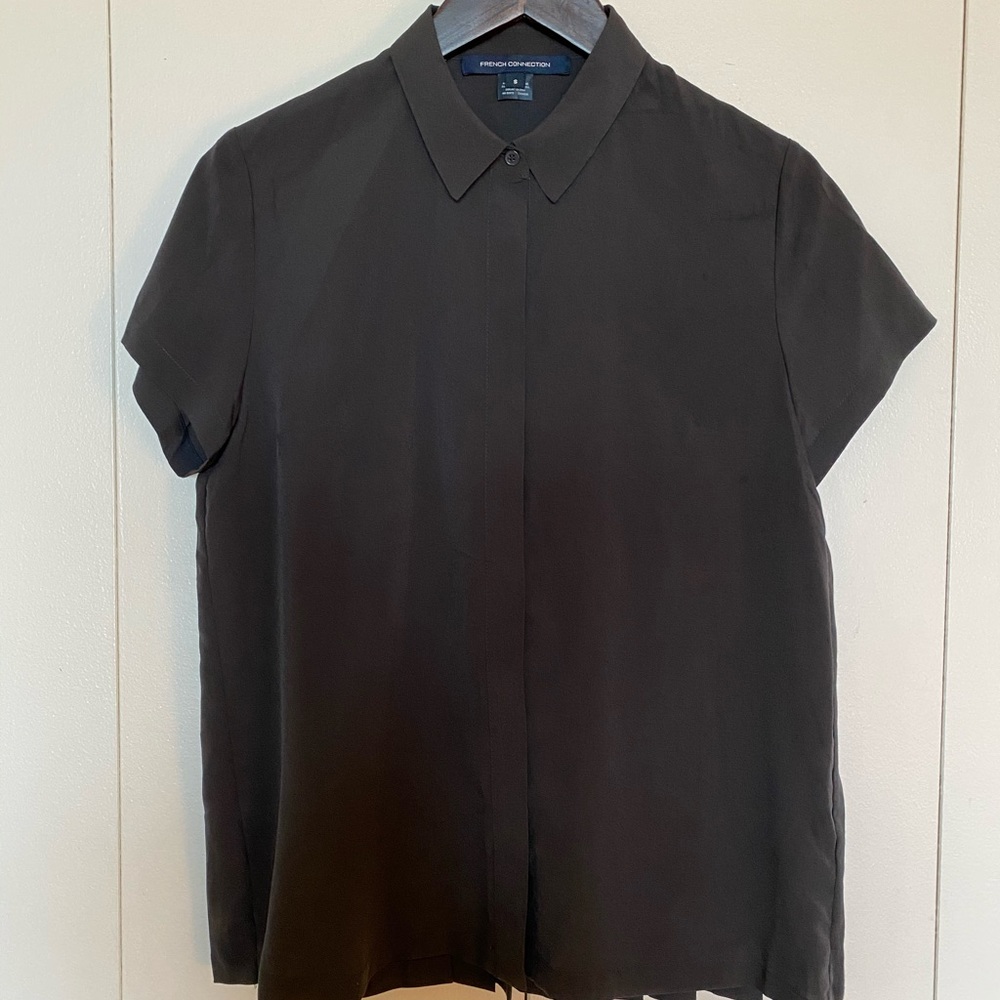 French connection pleated short sleeve shirt
